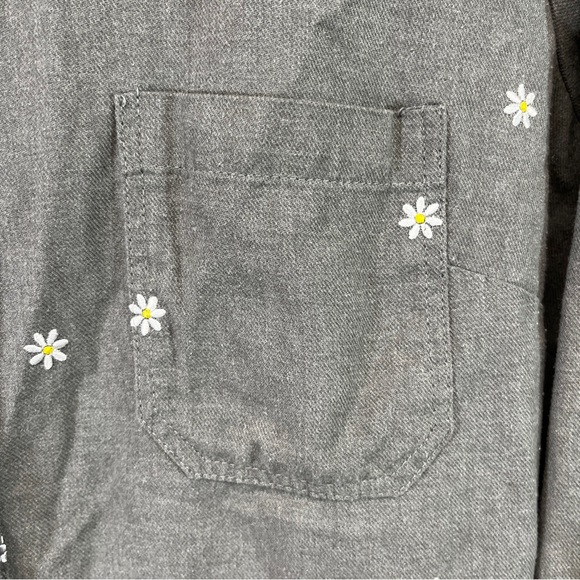 Torrid Shirt 0X Gray Flannel Button Up Daisy Embroidered Long Sleeve Cotton B89 - Picture 5 of 11